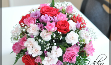 プリザーブドフラワー　造花　生花　レッスン　フラワーアレンジ　豪華　可愛い　手づくり