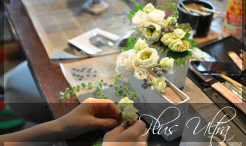 プリザーブドフラワー　新築祝い　可愛い　プレゼント 豪華 上品 おしゃれ　造花　白グリーン