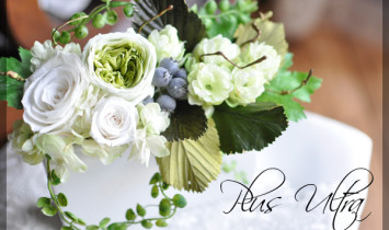 プリザーブドフラワー　可愛い　プレゼント 豪華 上品 おしゃれ　造花　白グリーン