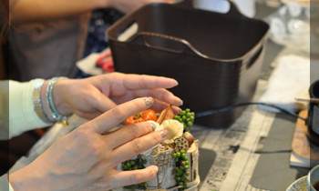 プリザーブドフラワー　ドライフラワー　レッスン　フラワーアレンジ　大人　ハロウィン　手づくり