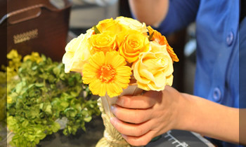 プリザ　プリザーブドフラワー　壁掛け　可愛い　手づくり　おしゃれ　黄色