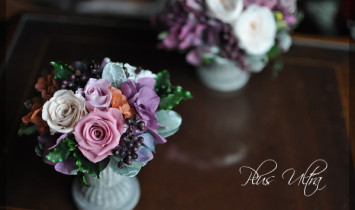 プリザ　プリザーブドフラワー　造花　生花　レッスン　フラワーアレンジ　豪華　手づくり