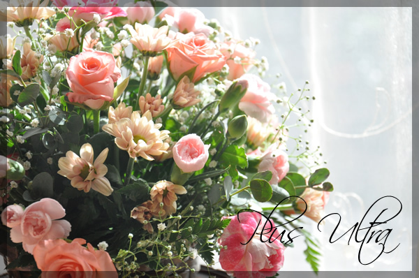 プリザーブドフラワー　造花　生花　レッスン　フラワーアレンジ　豪華　可愛い　手づくり