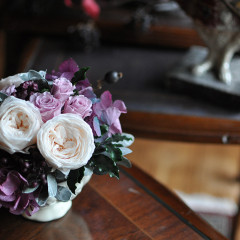 プリザーブドフラワー　造花　オールドローズ　豪華　オフホワイト　薄紫　シック　大人　シャビー　おしゃれ　アンティーク