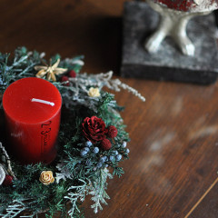 プリザーブドフラワー　造花　レッスン　クリスマスリース　ツリー　グリーン　赤