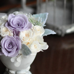 プリザーブドフラワー　造花　オフホワイト　薄紫　シック　大人　シャビー　おしゃれ　アンティーク