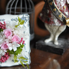 プリザ　プリザーブドフラワー　レッスン　フレーム　額アレンジ　アンティーク　おしゃれ