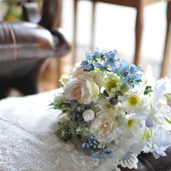 造花　ウェディングブーケ　キャスケード　青　ブルー