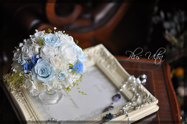 プリザ　プリザーブドフラワー 　フォトフレーム　白ブルー　プレゼント