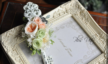 プリザ　プリザーブドフラワー　レッスン　フレーム　額アレンジ　アンティーク　おしゃれ　鍵