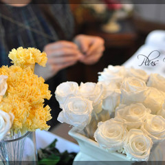 プリザ　プリザーブドフラワー　ウェディングブーケ　キャスケード　白　ナチュラル