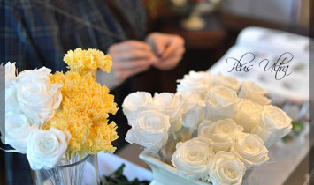 プリザ　プリザーブドフラワー　ウェディングブーケ　キャスケード　白　ナチュラル