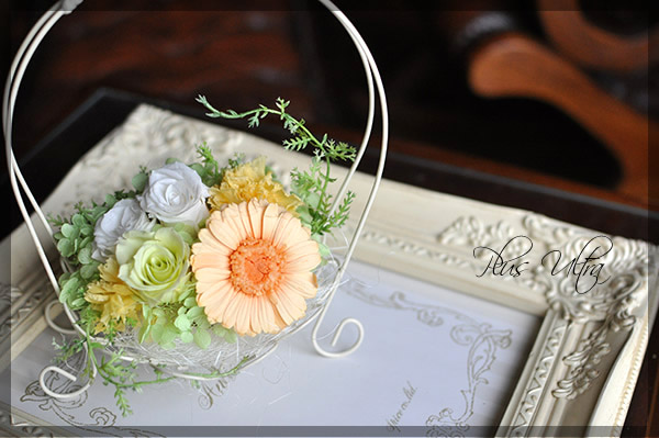 プリザ　プリザーブドフラワー　　ワイヤーバスケット　ピンク