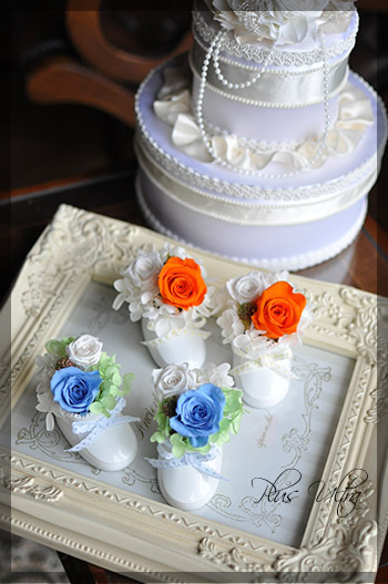 プリザーブドフラワー　出産祝い　プレゼント 上品 おしゃれ　可愛い　ベビーシューズ