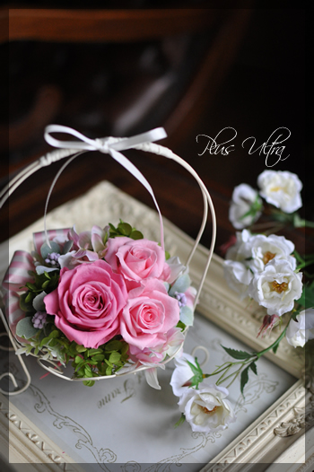 プリザ　プリザーブドフラワー　　ワイヤーバスケット　ピンク