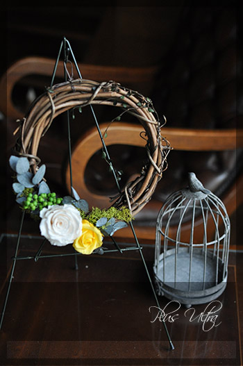 プリザーブドフラワー　シンプル　リース