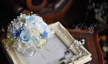 プリザ　プリザーブドフラワー 　フォトフレーム　白ブルー　プレゼント