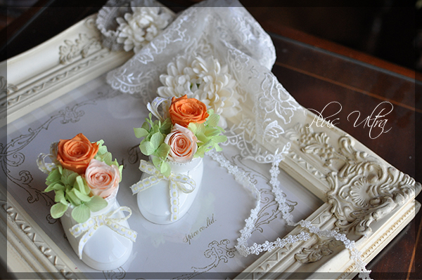 プリザーブドフラワー 出産祝い プレゼント 上品 おしゃれ 可愛い ベビーシューズ